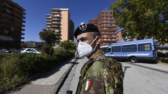 Focolaio Mondragone: spiagge vuote, rabbia tra i residenti