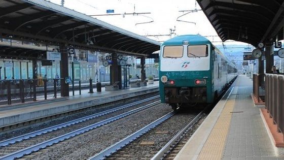 L'allarme di Legambiente: "Nel 2019 si rischia un taglio dei treni regionali"
