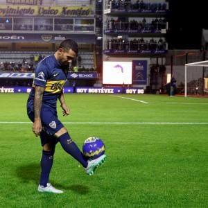 Boca, 50 mila in tripudio per Tevez: ''Il momento giusto per tornare''