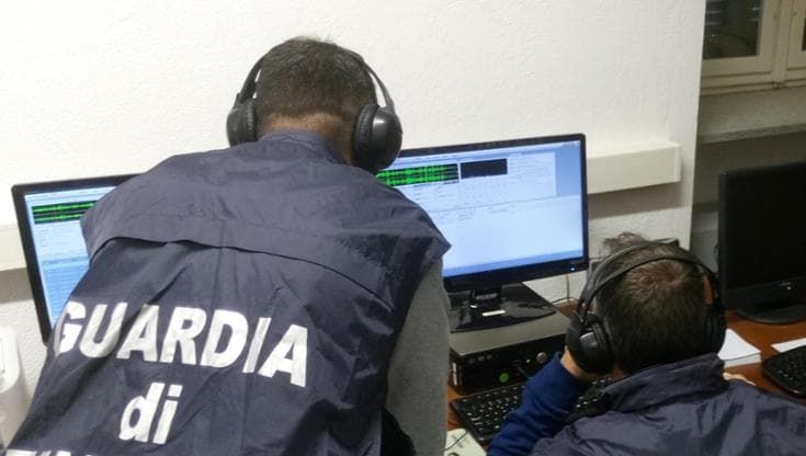 Bancarotta ed evasione da 15 milioni di euro, dieci indagati a Bari: ci sono i Degennaro e Olivieri