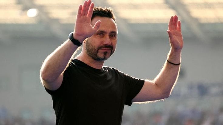Mercato allenatori, De Zerbi al centro del domino che coinvolge Gasperini, Italiano, Sarri, Juric e Palladino
