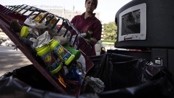 Emergenza rifiuti a Roma, ora l’unica salvezza è il tritovagliatore di Ostia 