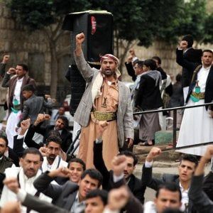 Yemen, battaglia interna alla coalizione sunnita, 40 morti