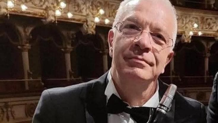 Addio a Rocco Brandonisio tra i fondatori dell’Orchestra della Magna Grecia. “Credeva nei giovani”