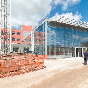 Sanità, l'ospedale dei Castelli "aprirà nel 2018"