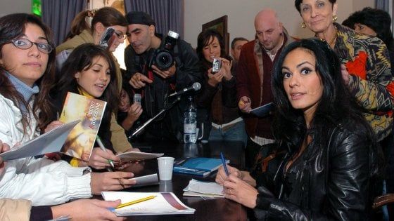 Palermo, teatro e lotta al cancro: il centro Amazzone festeggia venti anni di battaglie