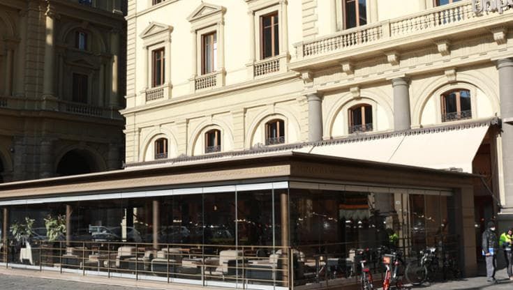 Dehors in piazza Repubblica: “Andremo per vie legali”