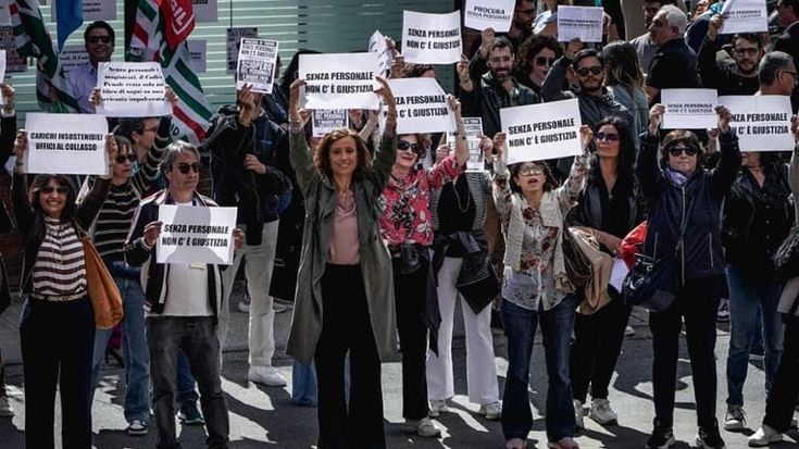 Carenza di personale alla Procura di Torino, sciopero dei lavoratori: ‘Uffici al collasso’