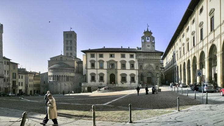 Arezzo, il Comune arruola “annusatori” a caccia di cattivi odori