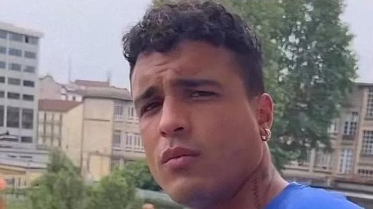 Don Alì a giudizio con rito abbreviato per l’agguato al maestro: niente perizia psichiatrica
