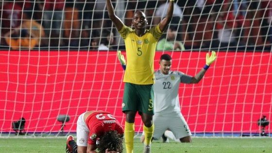 Coppa d'Africa, Egitto shock: eliminato dal Sudafrica. Fuori anche il Camerun: la Nigeria rimonta e vola ai quarti