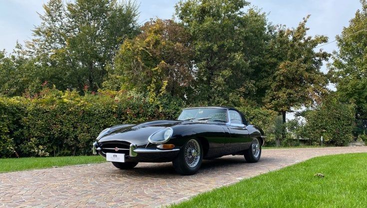Jaguar E, la festa per i 60 anni dell'icona british