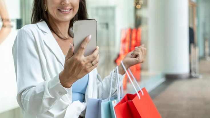 Un futuro immersivo e tecnologico attende gli e-consumer italiani
