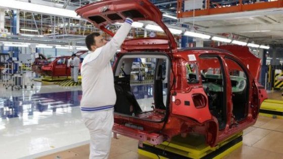 Pomigliano,  flessione del mercato:  a dicembre 7 giorni stop