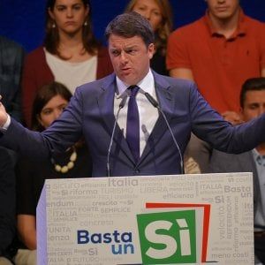 Ceccanti: "Referendum, Renzi fa bene a pescare voti nel centrodestra"