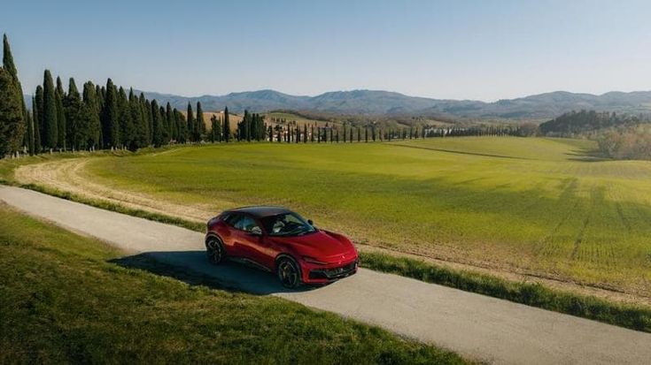 Ferrari Purosangue Handling Speciale, la nuova versione della 4 porte di Maranello