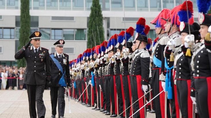Carabinieri, a Firenze giurano 626 marescialli