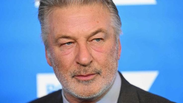 Alec Baldwin, al via il processo contro l’attore per omicidio colposo