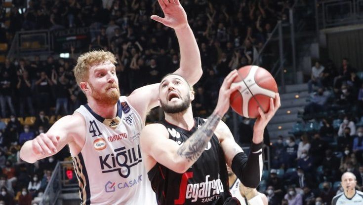 Il pagellone di Basket City: un derby da 7 per equilibrio e passione