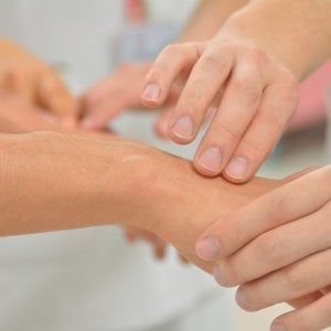 Reumatismi arrivano le supercure, e costano meno