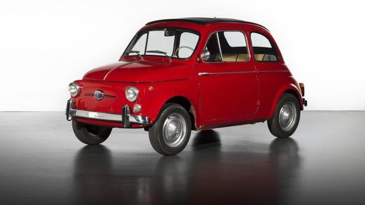 C’era una volta la 500 rossa del presidente Pertini: storia, aneddoti, curiosità delle sue auto
