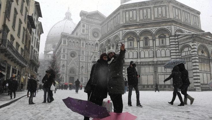 Arriva l'inverno vero, primi fiocchi e gelate in Toscana