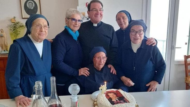 Dopo oltre un secolo a Ugento chiude la casa delle suore vincenziane: non ci sono nuove vocazioni. Il sindaco: “Per il paese un’istituzione”