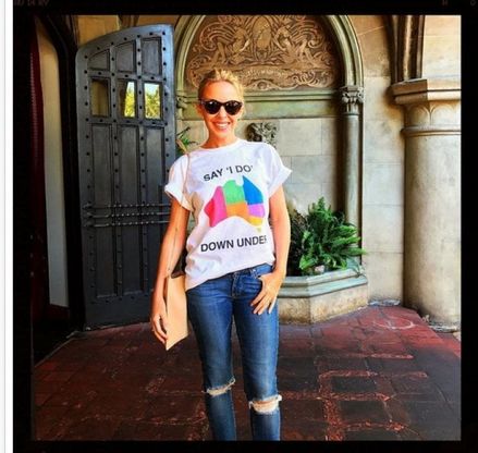 Kylie Minogue: "Non mi sposo finché in Australia non ci sarà il matrimonio egualitario"