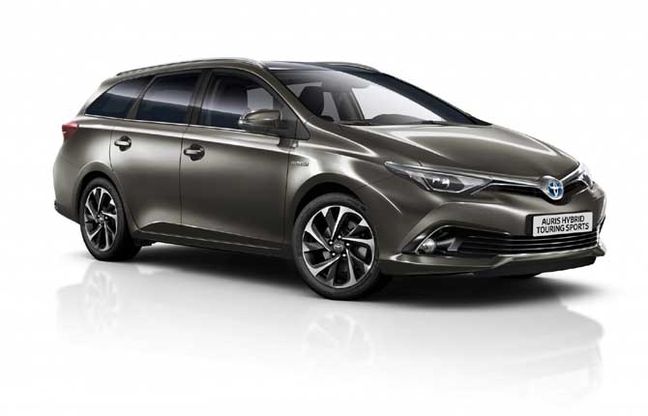 Nuova Auris, al via gli ordini del model year 2017