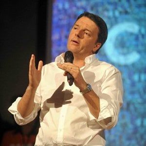 Nove tappe in 24 ore, il tour de force in Sicilia di Renzi