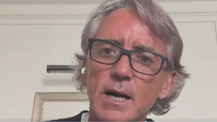 Roberto Mancini posta le esplosioni da casa a Doha: “A mamma ho detto di stare tranquilla. Per ora”