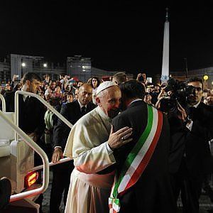 "Soltanto la Misericordia potrà salvare Roma". La sfiducia del Vaticano
