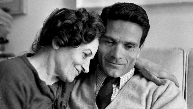 Pasolini di luce e ombra: il saggio per immagini di Marco Belpoliti