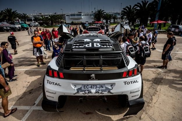 Peugeot 3008 DKR, prima uscita al Rally del Marocco