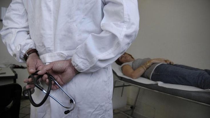 Medici non oltre 6 ore a settimana nelle Case di Comunità, ecco l’accordo che sostituisce la riforma
