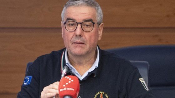 Coronavirus: Borrelli febbricitante. Morti altri 7 medici
