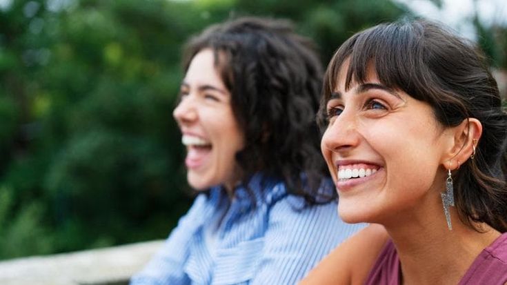 I "life drinker" riscoprono il piacere di una vita svincolata dall’intermediazione di uno schermo