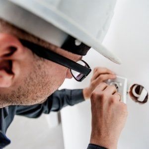 Diritto alla riparazione e reperibilità dei ricambi. Ecco le norme contro la obsolescenza