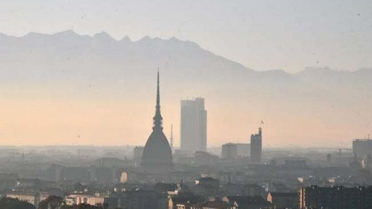 Smog, partono i test dei semafori anti-code