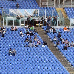 Roma e Lazio,  Olimpico deserto, la partita è virtuale