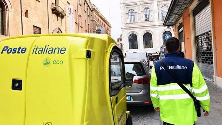 AgCom, avviso al governo: “Poste private a rischio”