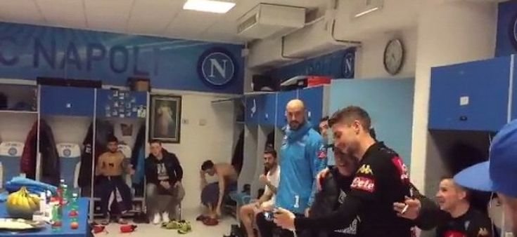  Jorginho e il selfie con Maradona: "Dovevo sfruttare il momento, abbiamo chiesto a Diego di tornare più spesso"