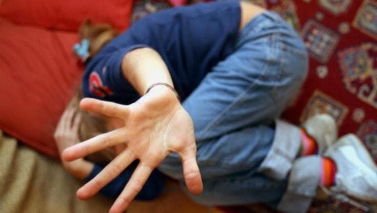 Atti sessuali con un ragazzino di 13 anni, arrestato a Catania un uomo già indagato per abusi