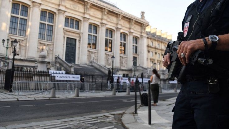 La mamma di Valeria Solesin, la ricercatrice uccisa al Bataclan: "Sarò al processo per capire il perché di quella strage"