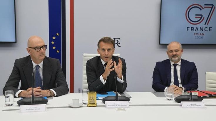 Gasolio, l’Ue cede al pressing di Trump. Macron: “Rilasceremo 100 milioni di barili dalle scorte”
