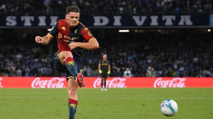 Genoa, De Rossi ai tifosi in ritiro: “Sostenete i ragazzi, qui li faremo correre”