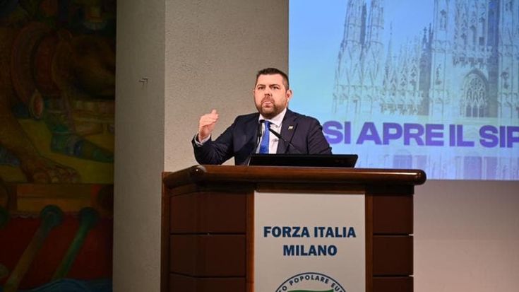 Comunali a Milano, per il candidato sindaco Azione corteggiata da FI: “Ora con Sala, poi chissà”