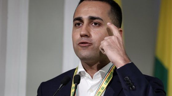 Dl dignità, Di Maio: "8mila posti in meno? Lobby contro il decreto, relazione manomessa". Ed è scontro col Mef