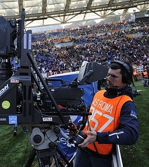 Sky: "Sui diritti tv nessun accordo con Mediaset"