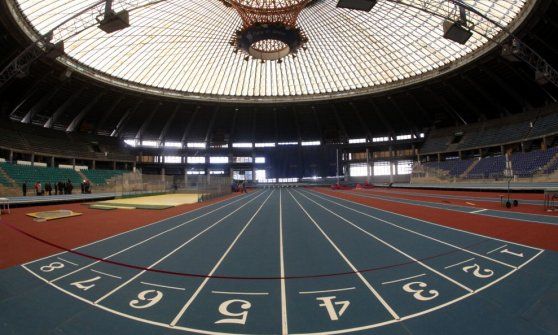 Palasport, riecco la pista d'atletica